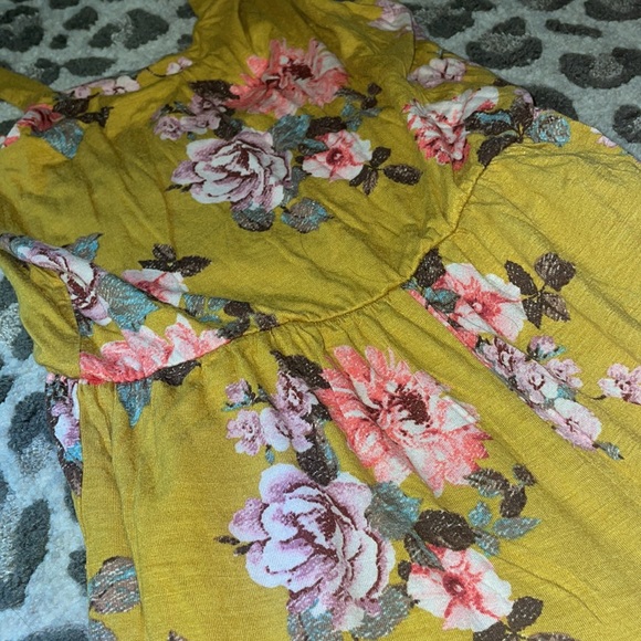 Magic Fit Romper - Picture 2 of 3